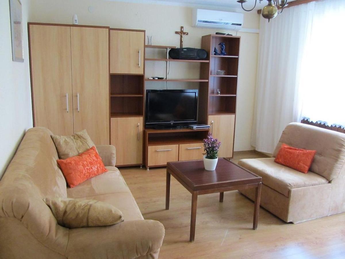 Apartments Marijana Srsici Esterno foto